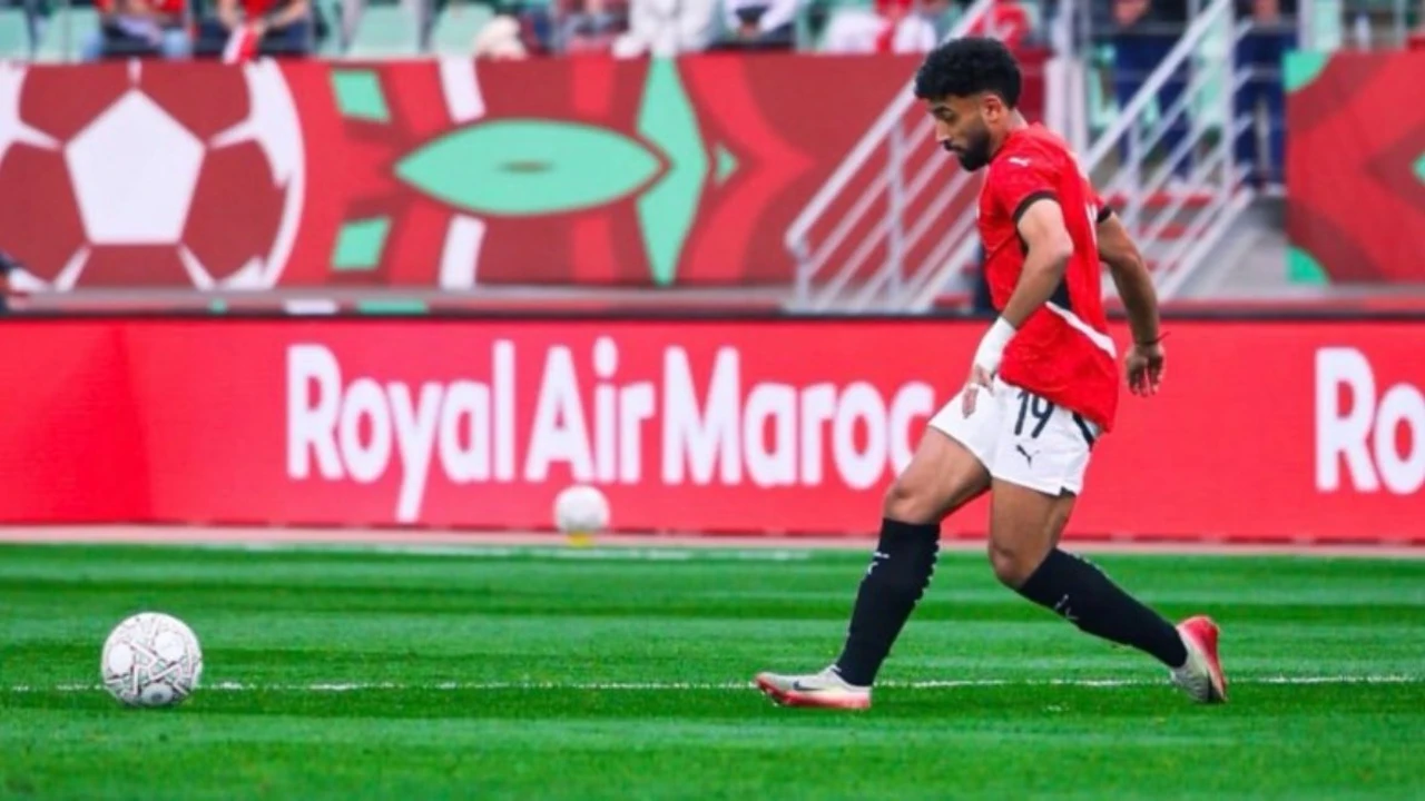 أزمة زجاجة المياه.. هل يغيب مروان عطية عن موقعة السنغال القادمة؟